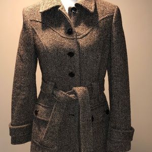 Ann Taylor Wool Coat Size 4. Fully lined.